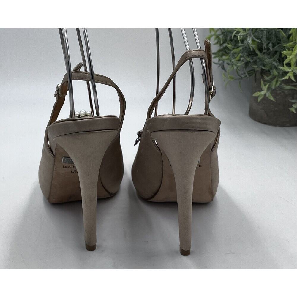 Badgley Mischka Anita Satin Peep Toe Platform Stiletto‎ Flower Jewels Sz 6.5 - Picture 5 of 16